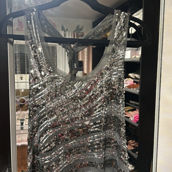 Sequence racerback top size medium - Picture 2 of 4